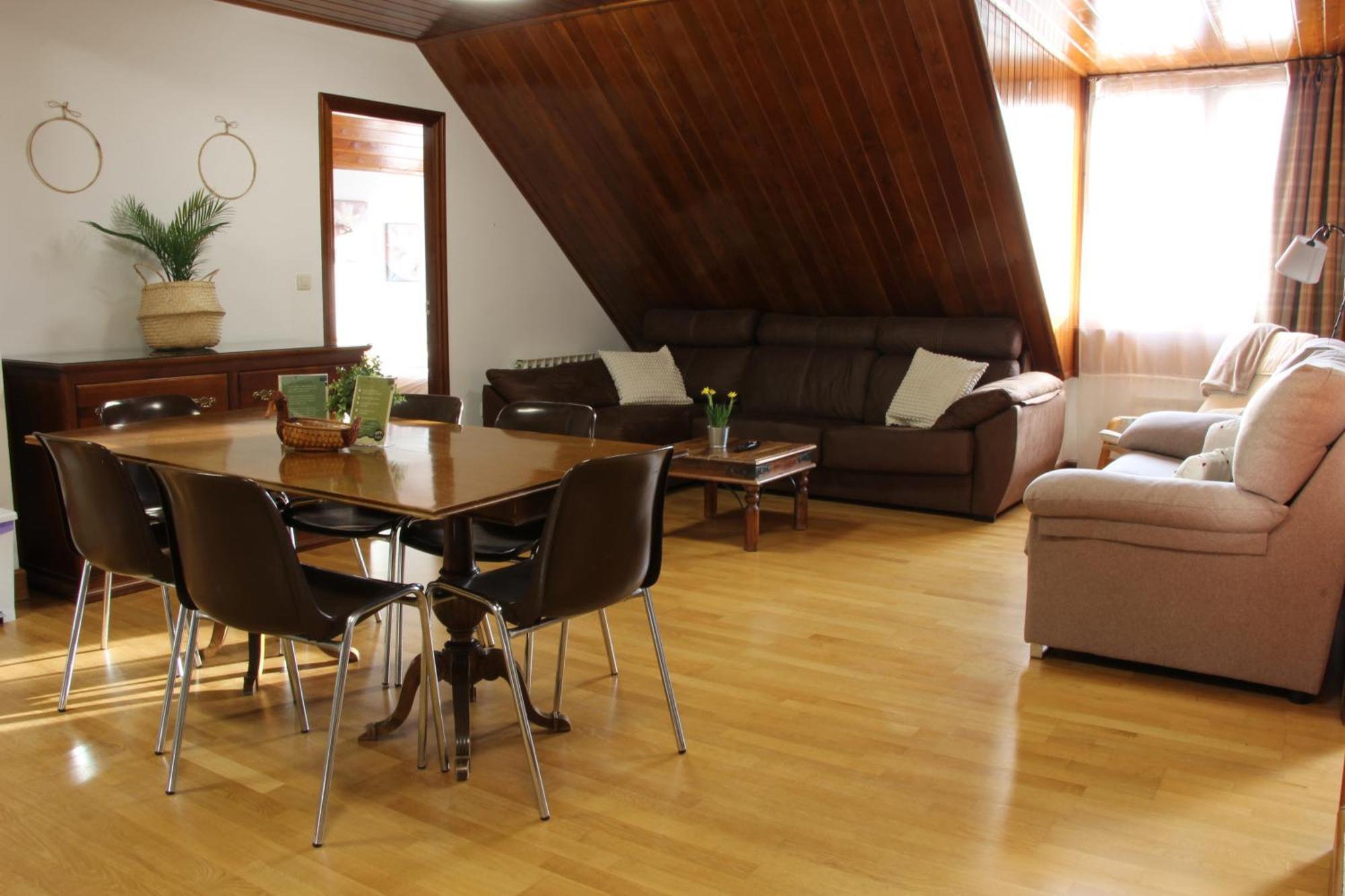 Casa Honoria Amplio, Con Vistas Y Parking - Arafita Escarrilla